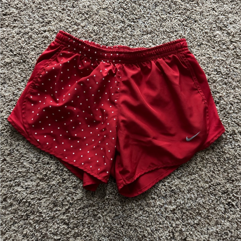 Nike shorts
Kids Size medium
